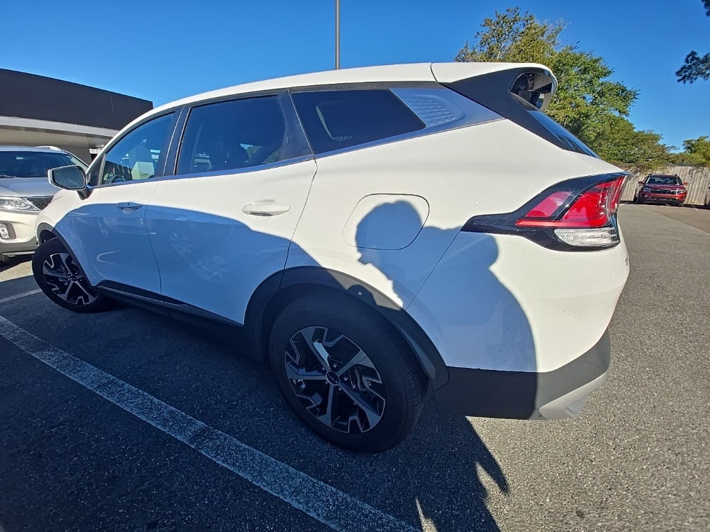 2023 Kia Sportage EX photo 4