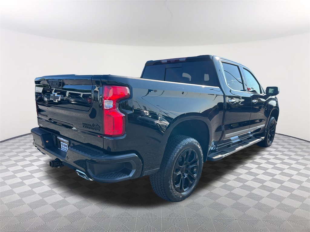 2024 Chevrolet Silverado 1500 High Country photo 4