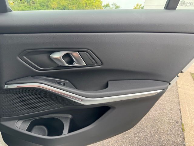 2025 Bmw 330i xDrive photo 26
