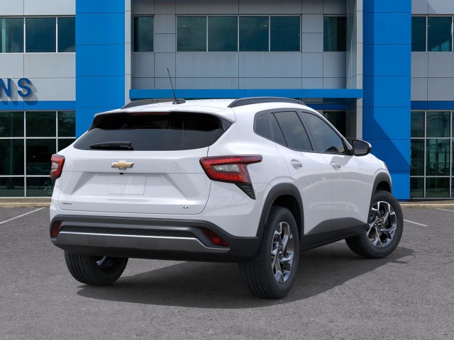 2026 Chevrolet Trax LT photo 4
