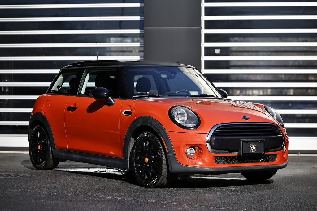 2019 MINI Hardtop 2 Door Base's photo