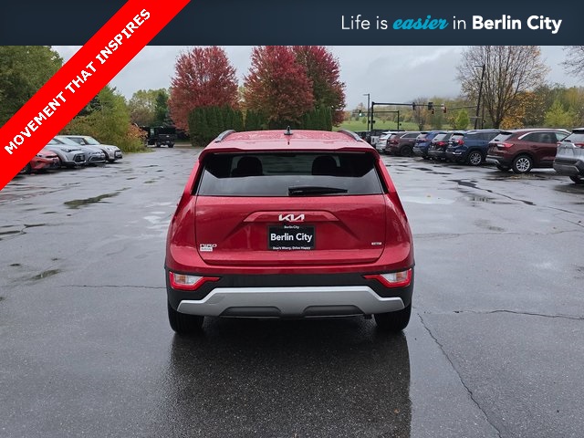 2025 Kia Niro EX photo 3