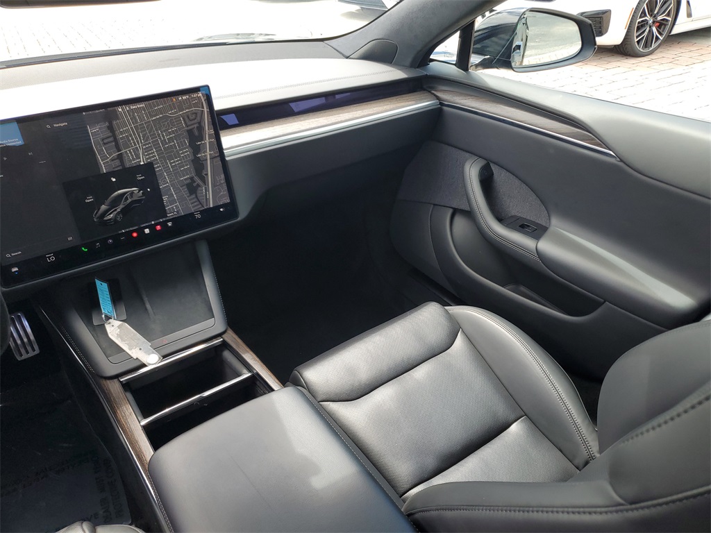 2022 Tesla Model S photo 15