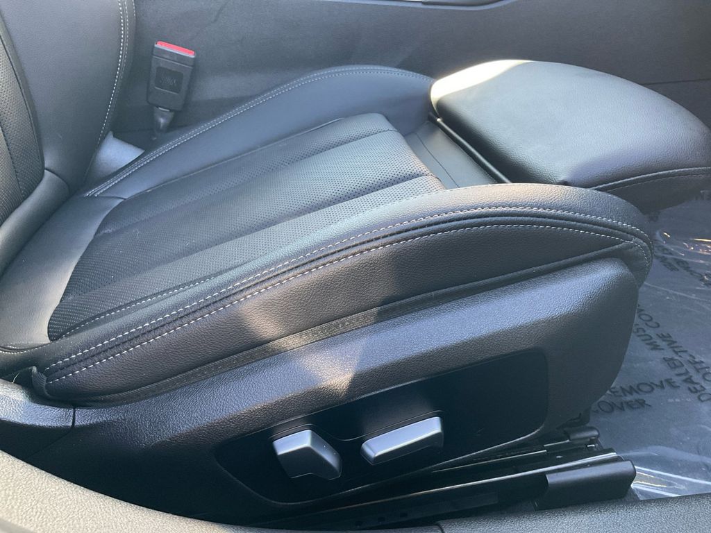 2022 Bmw 330i photo 25