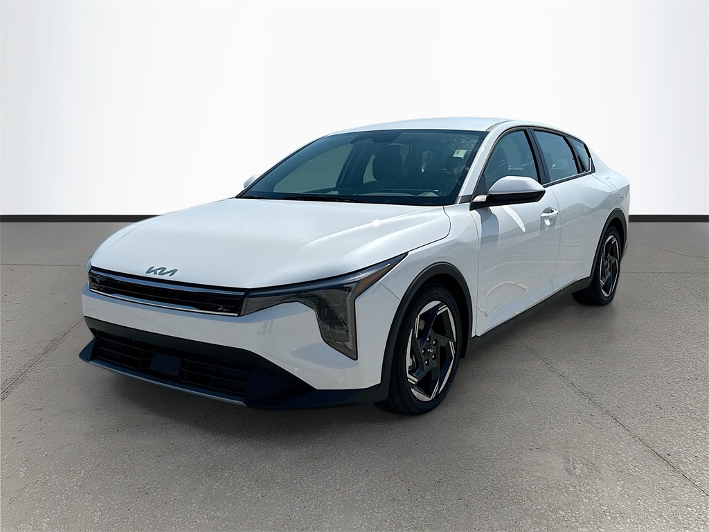 2025 Kia K4 EX photo 3