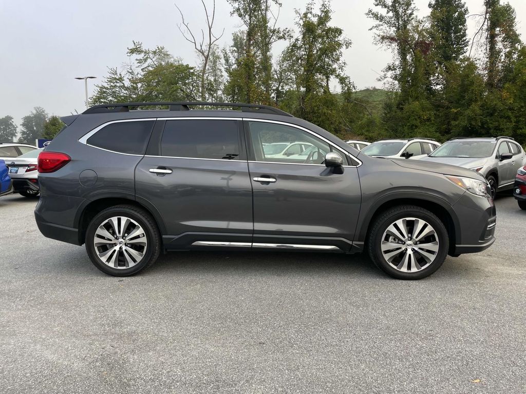 2022 Subaru Ascent Touring photo 29