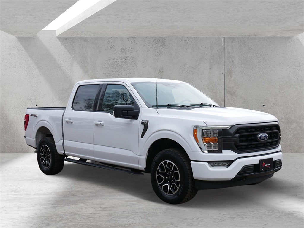 2023 Ford F-150 XLT's photo