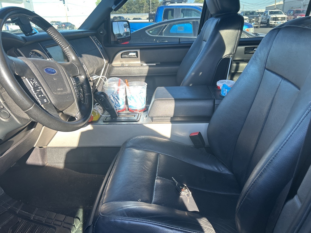 2015 Ford Expedition EL XLT photo 4