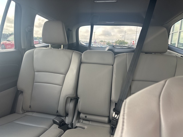 2016 Honda Pilot EX-L photo 15