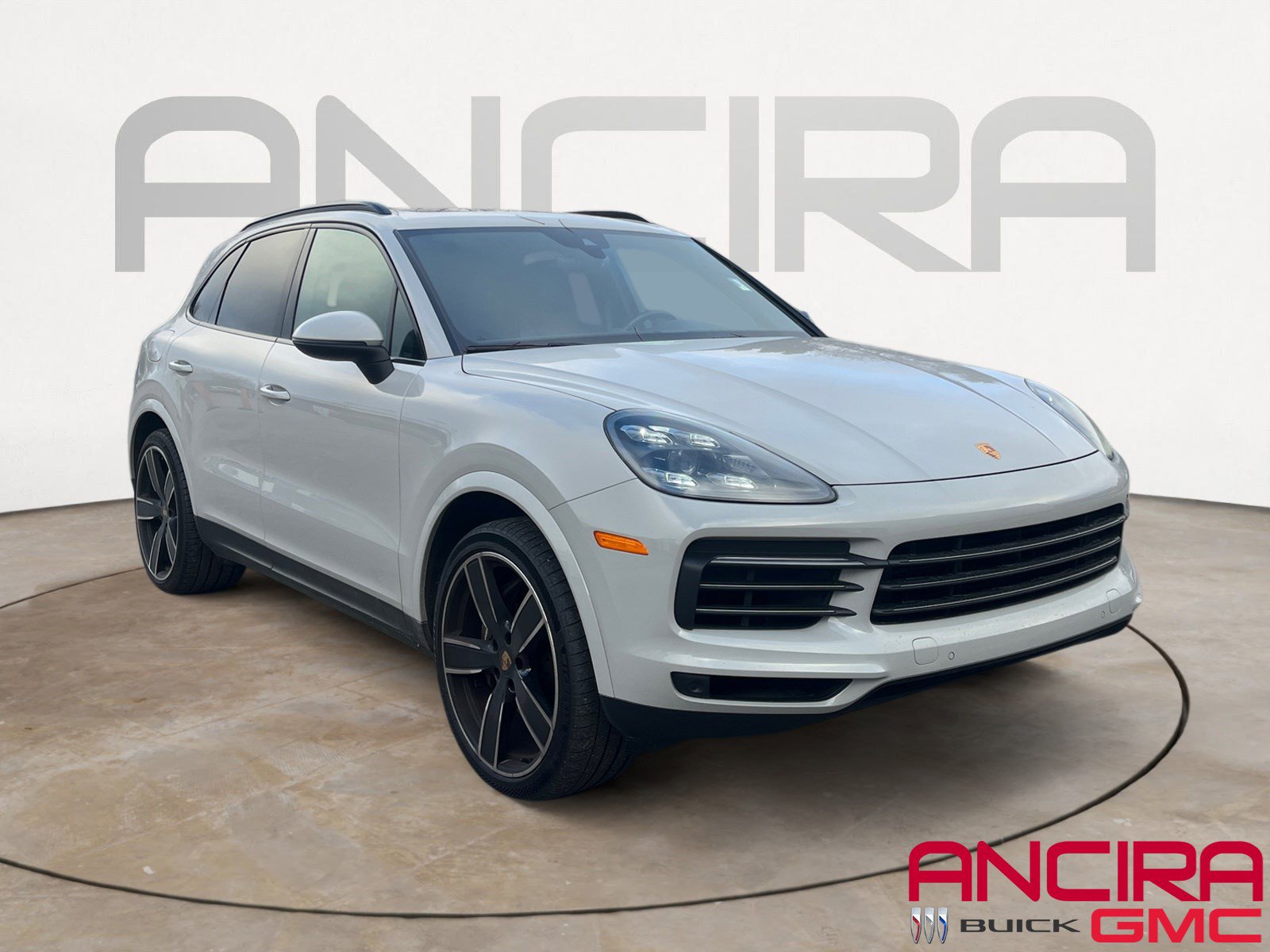 2022 Porsche Cayenne Platinum Edition's photo