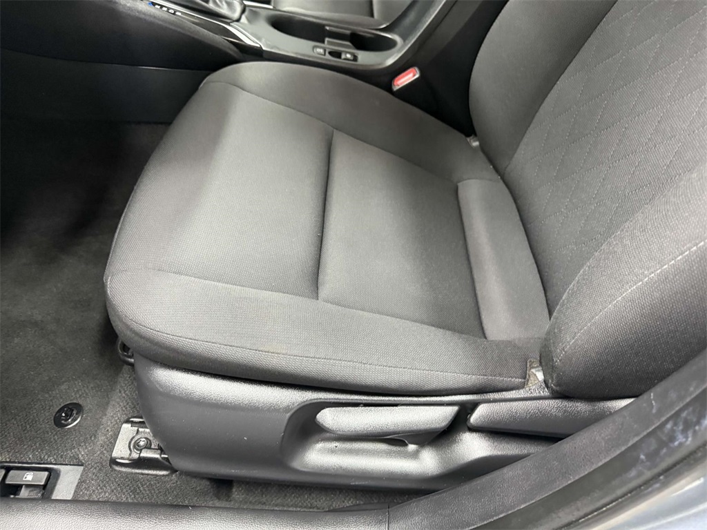 2024 Toyota Corolla LE photo 12