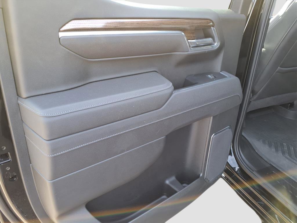 2025 Chevrolet Silverado 1500 LT Trail Boss photo 14