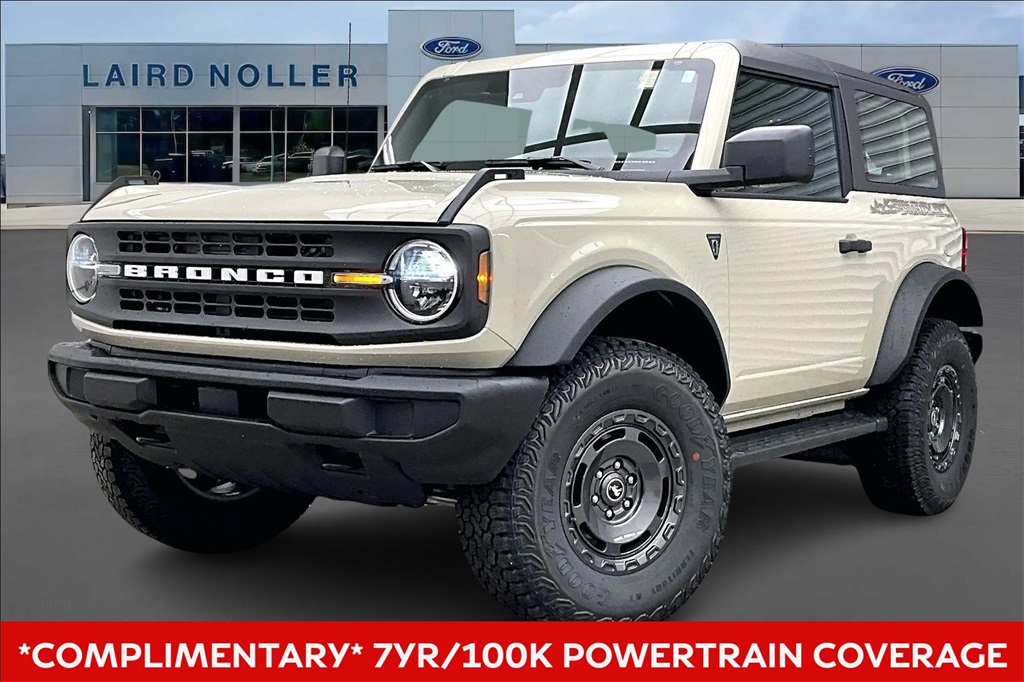 2025 Ford Bronco 2-Door Base's photo