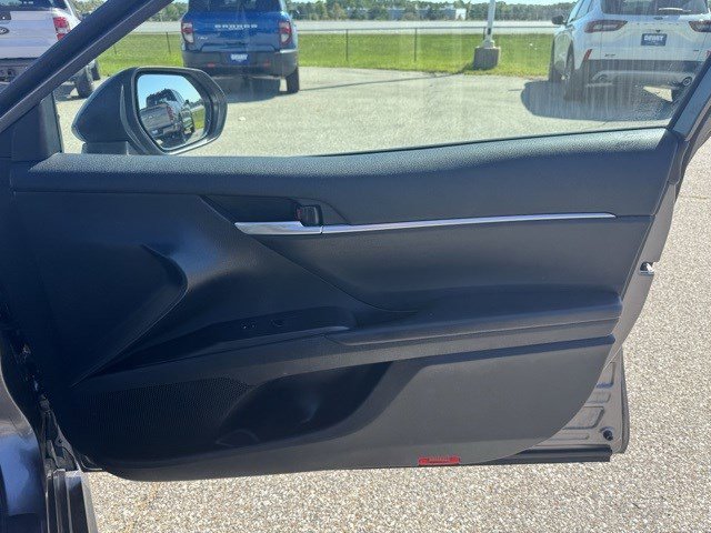 2023 Toyota Camry SE photo 29