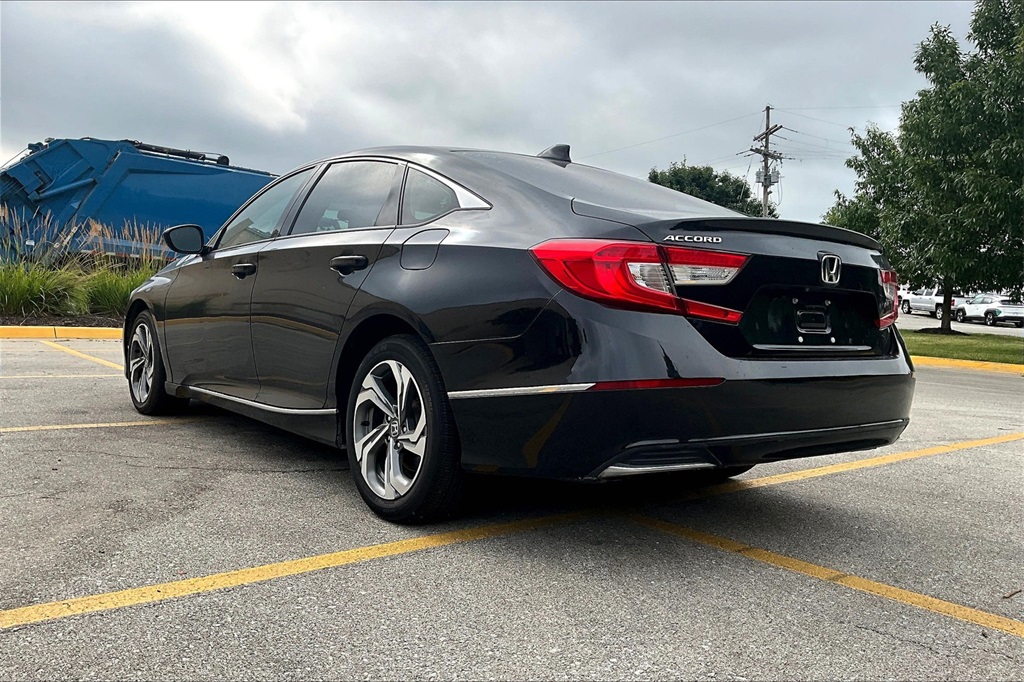 2020 Honda Accord EX photo 2