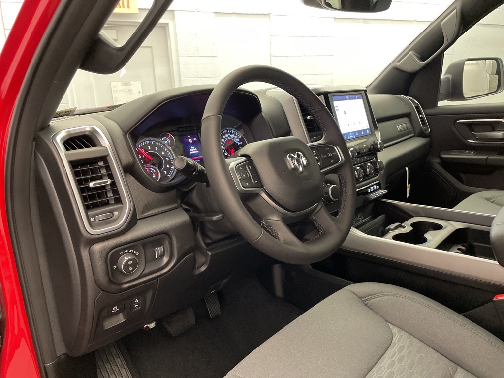 2025 Ram 1500 Big Horn Lone Star photo 13