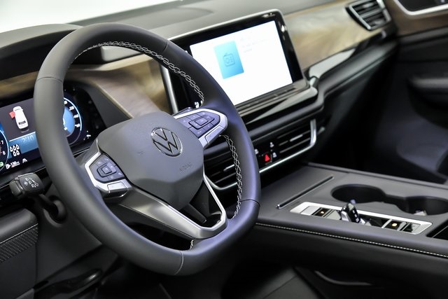 2026 Volkswagen Atlas SE Technology photo 7