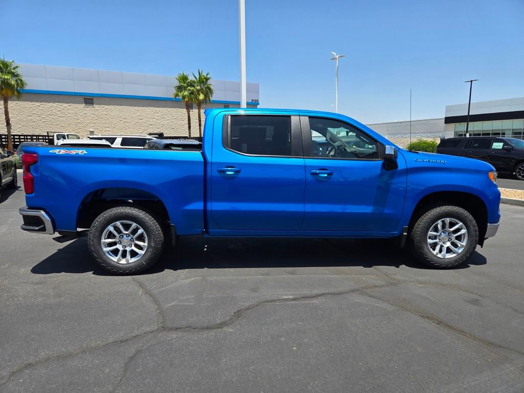 2025 Chevrolet Silverado 1500 LT photo 4