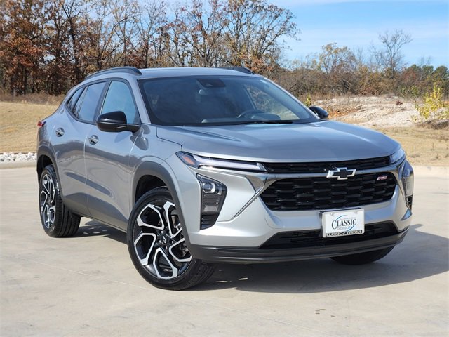 2024 Chevrolet Trax RS's photo