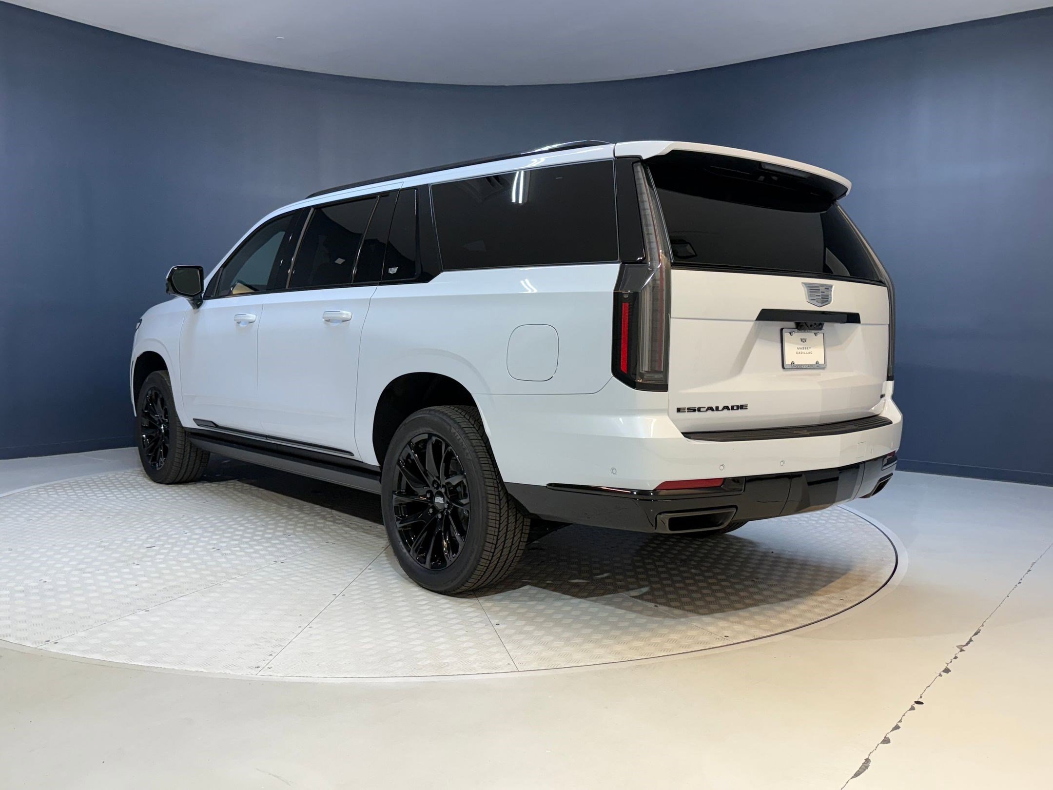 2026 Cadillac Escalade ESV Sport photo 3