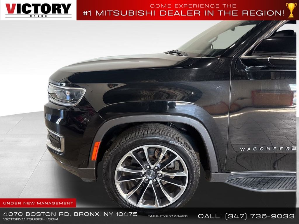 2022 Jeep Wagoneer Series II photo 2