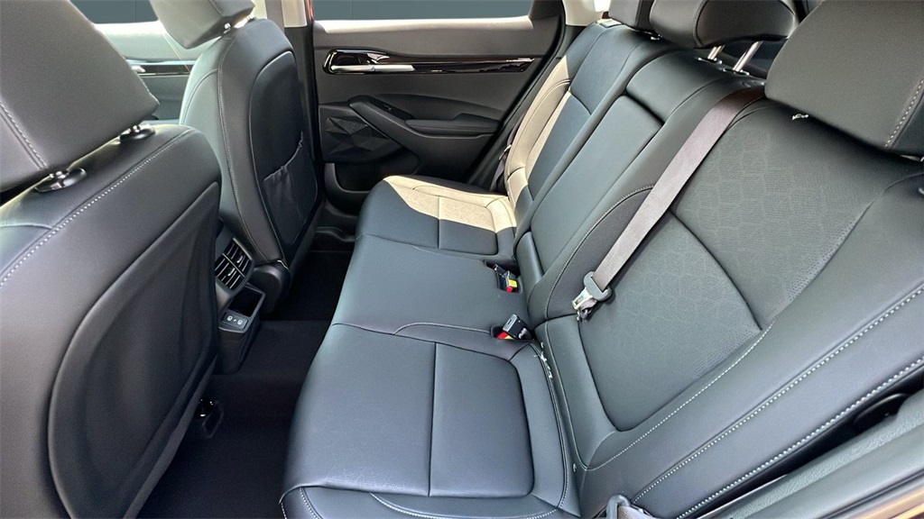 2026 Kia Seltos SX photo 4