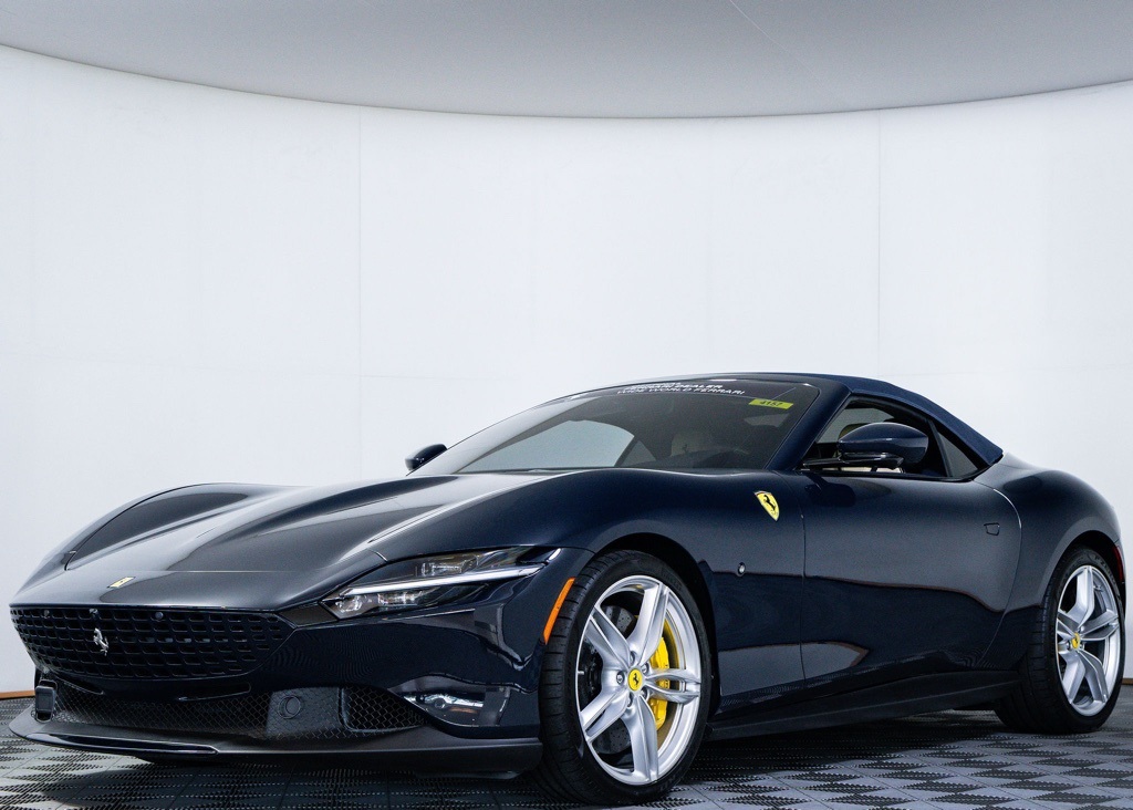 2024 Ferrari Roma Base photo 2