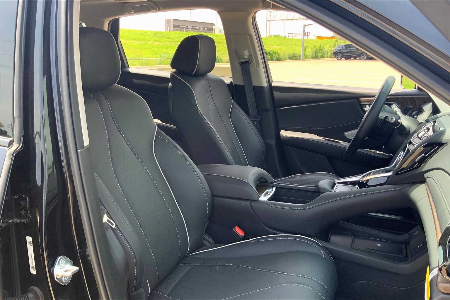 2024 Acura RDX Advance photo 8