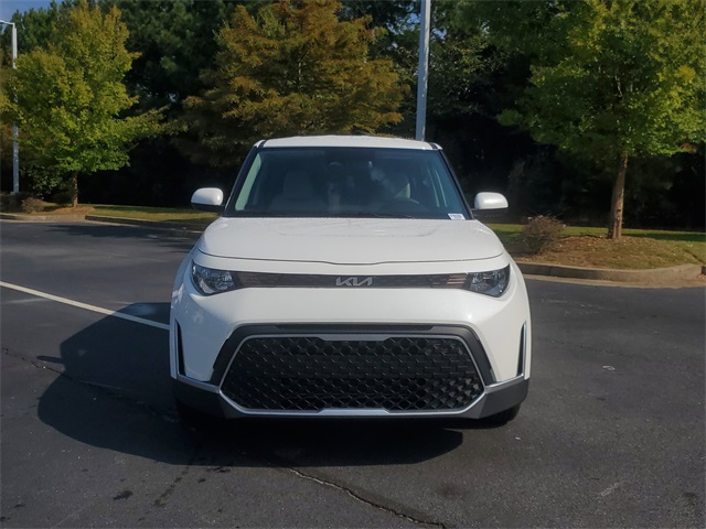 2025 Kia Soul LX S photo 2