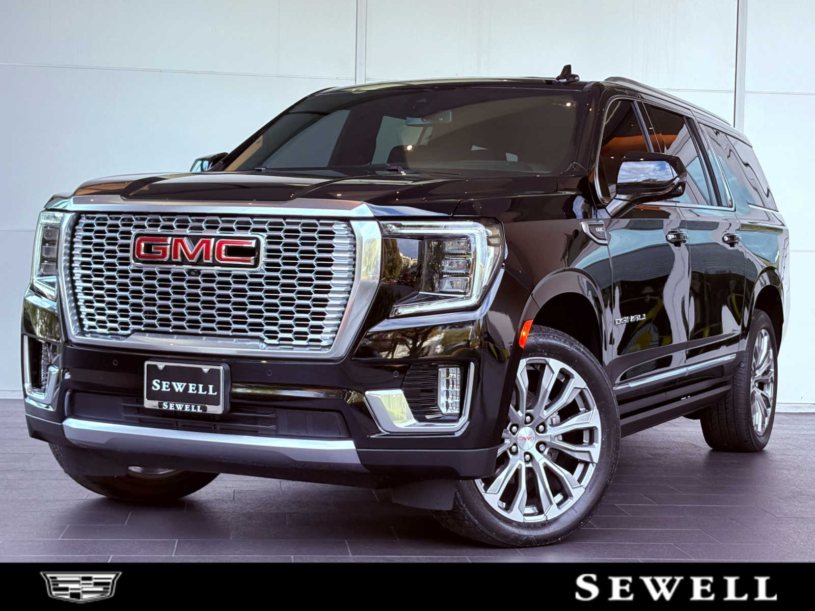 2022 GMC Yukon XL Denali's photo