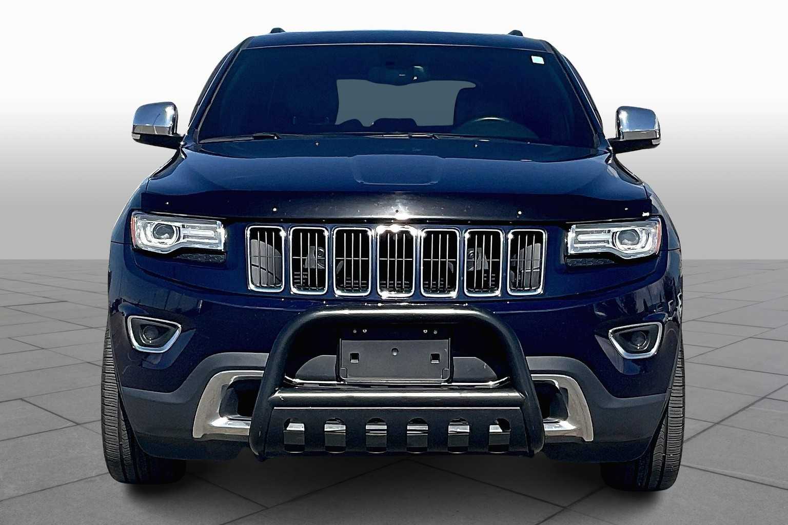 2015 Jeep Grand Cherokee Limited Sport photo 3