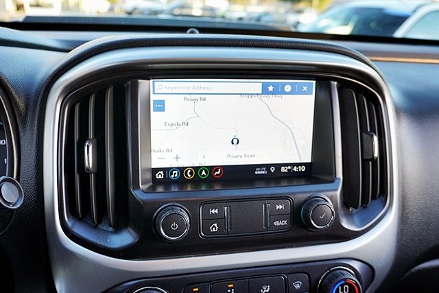 Used 2022 Black Chevrolet ZR2 image 27