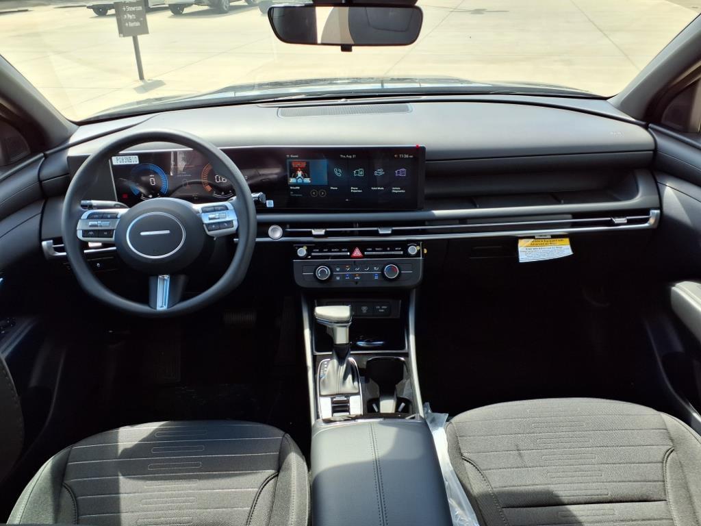2026 Hyundai Santa Cruz SE photo 3