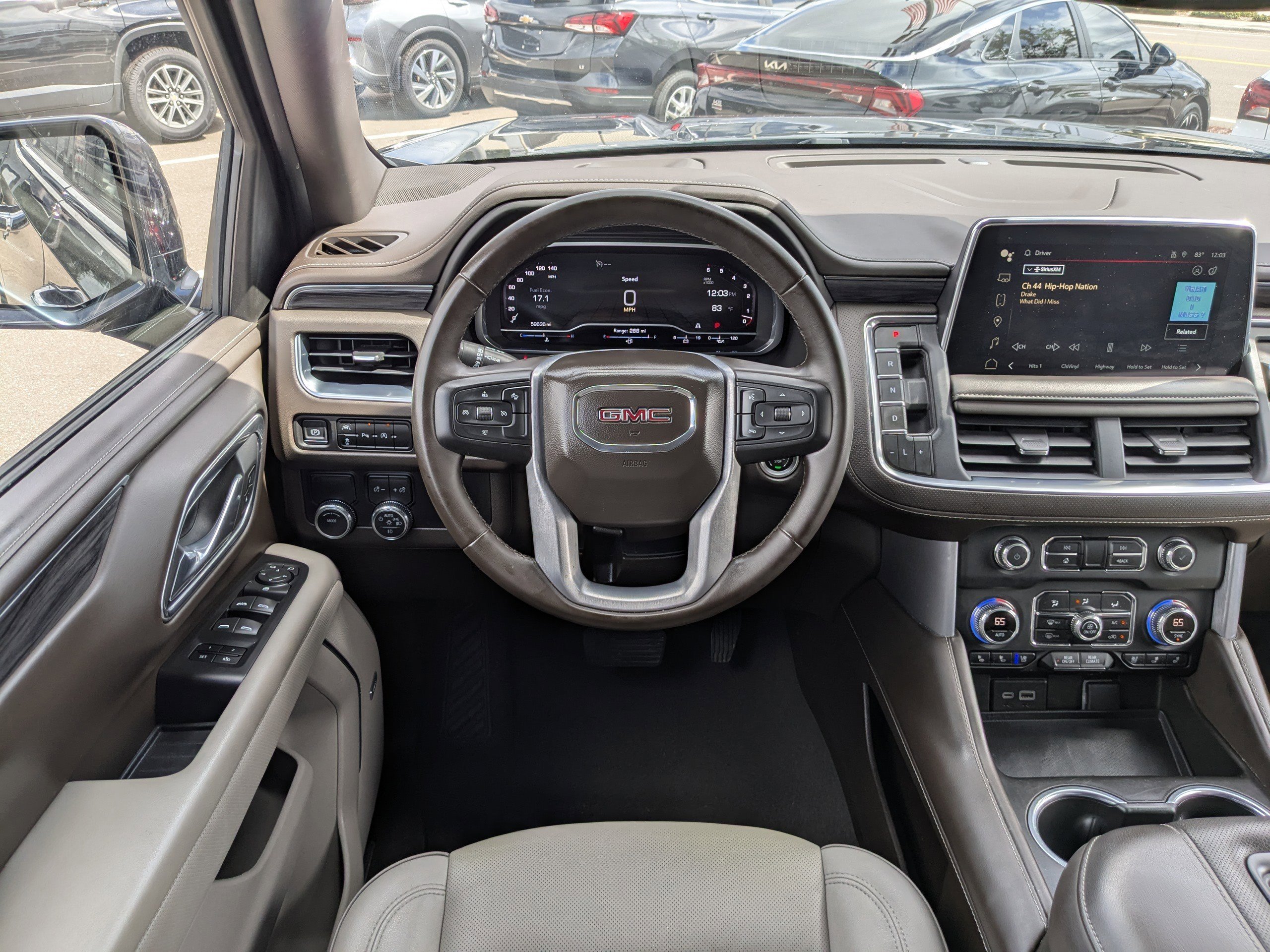 2023 Gmc Yukon SLT photo 12