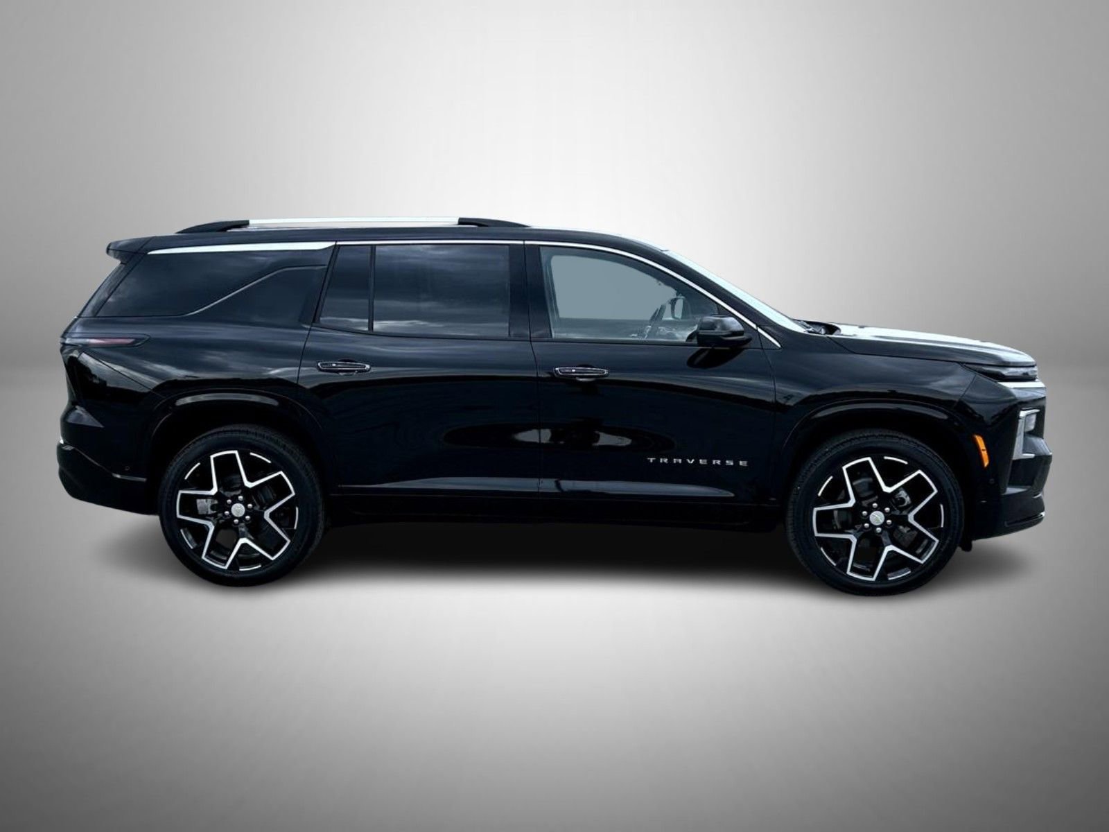2026 Chevrolet Traverse High Country photo 3
