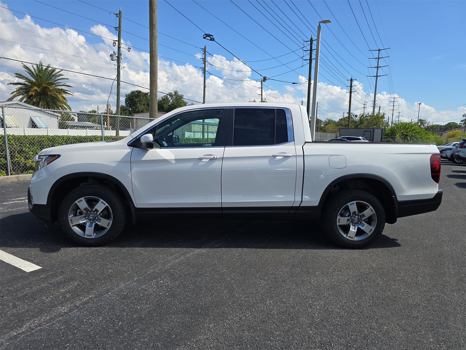 2026 Honda Ridgeline RTL photo 6
