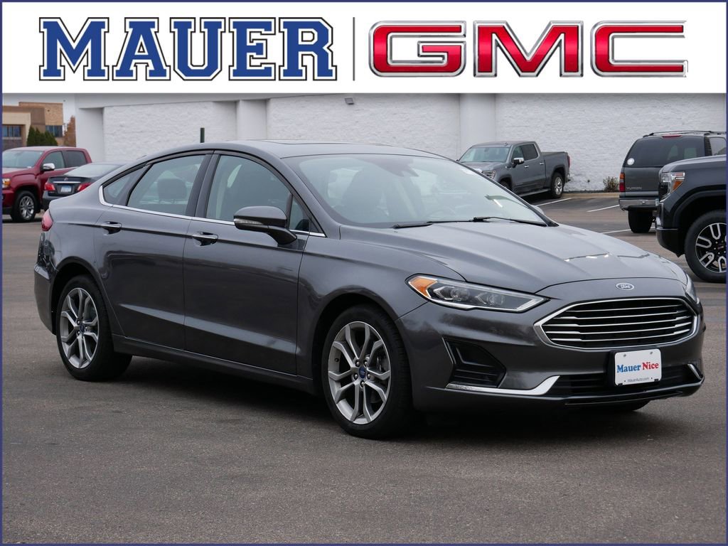 2020 Ford Fusion SEL's photo