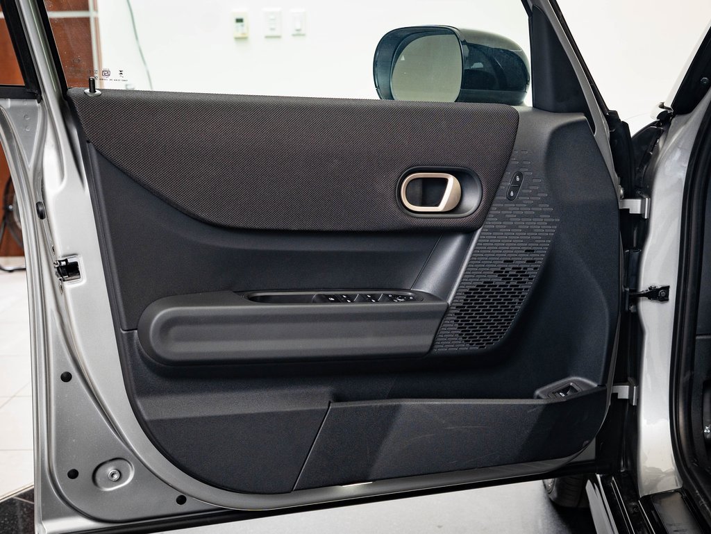 2026 Mini Cooper 4 Door Hardtop Iconic photo 21