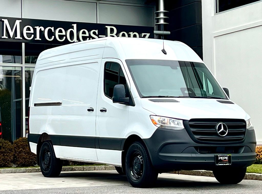 2025 Mercedes-Benz Sprinter Cargo Van Base's photo