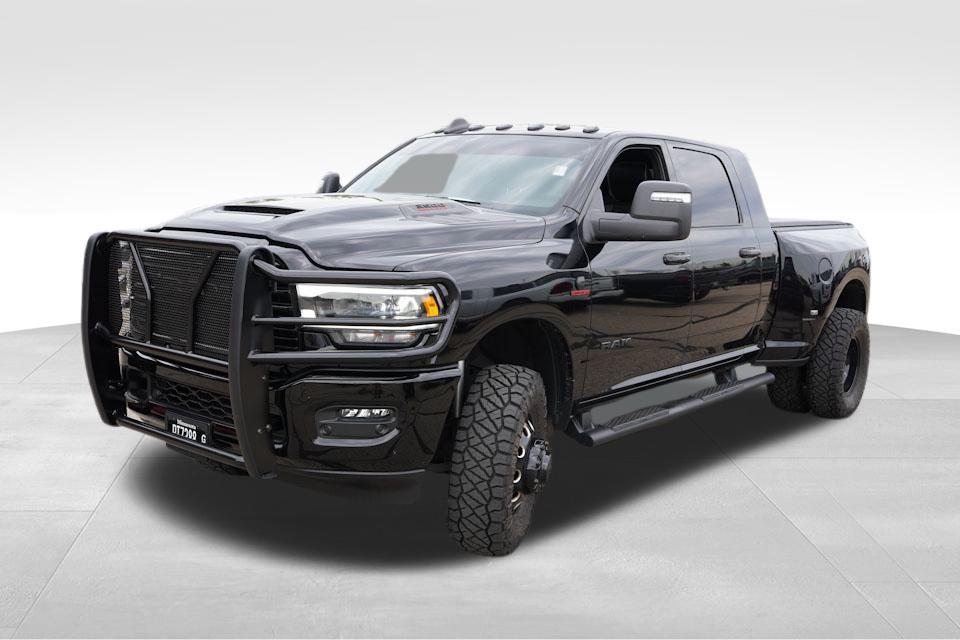 2024 Ram 3500 Laramie photo 11
