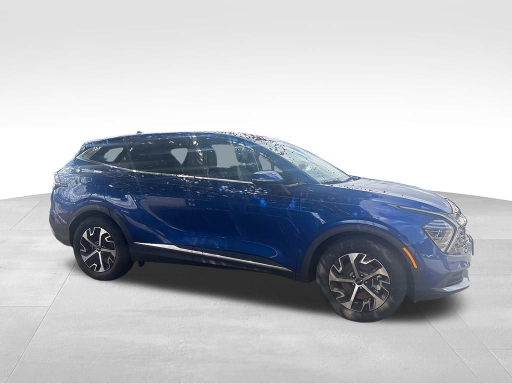 2024 Kia Sportage EX photo 11