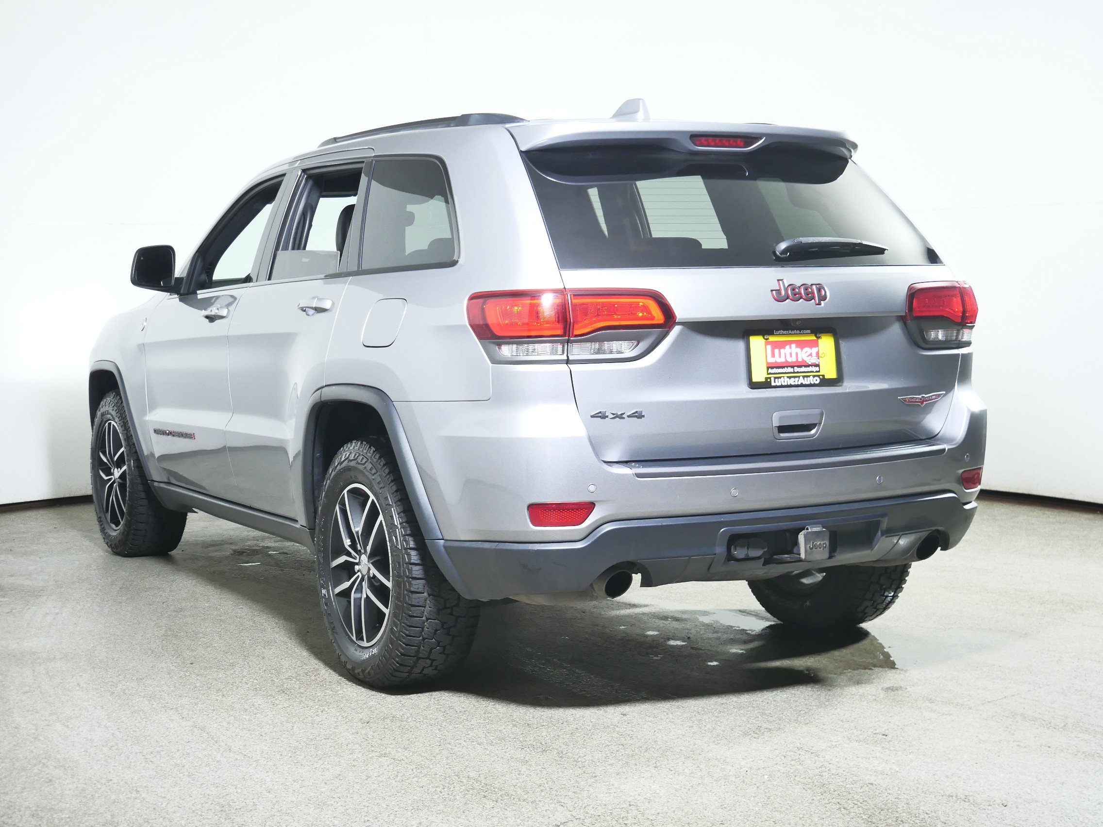 2018 Jeep Grand Cherokee Trailhawk photo 3