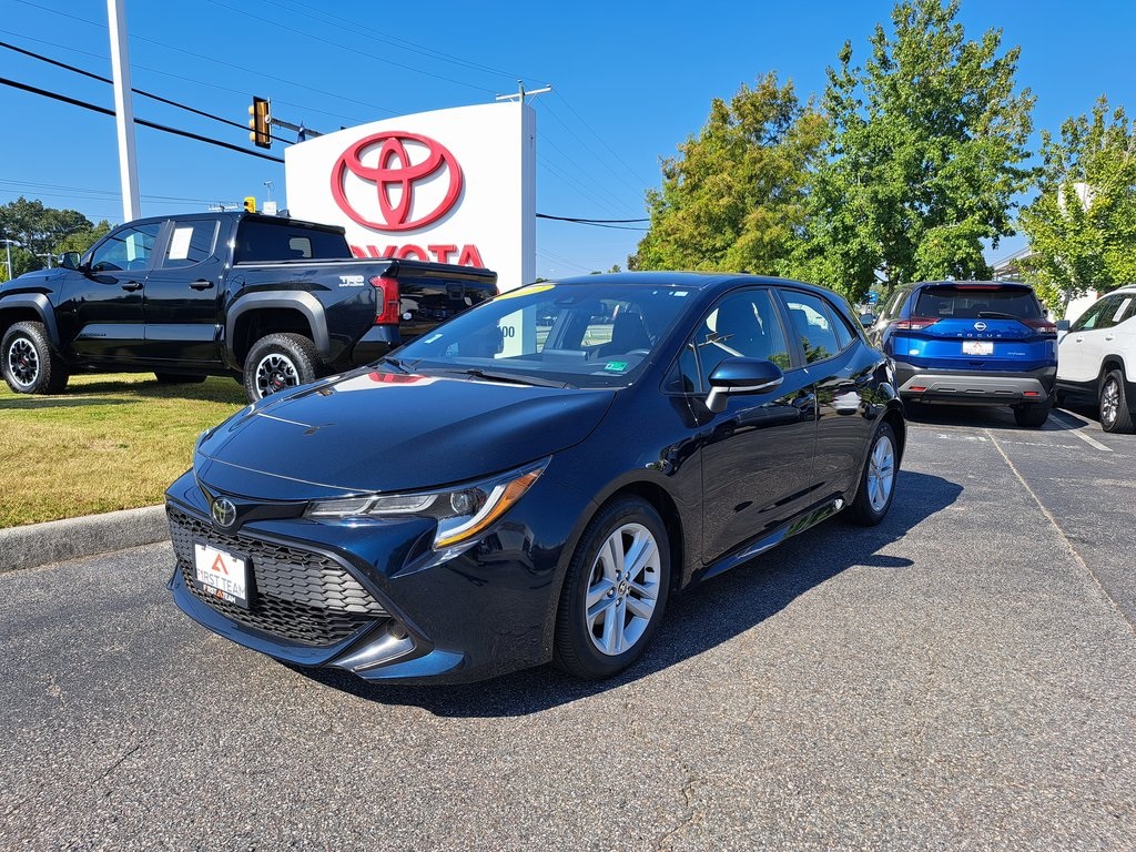 2022 Toyota Corolla SE photo 2