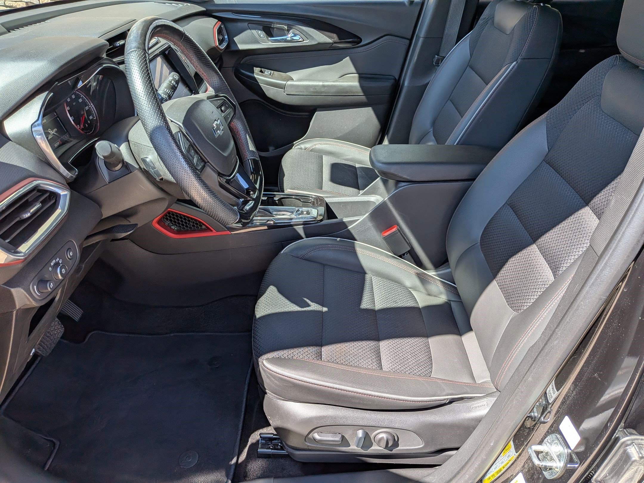 2023 Chevrolet Trailblazer RS photo 17