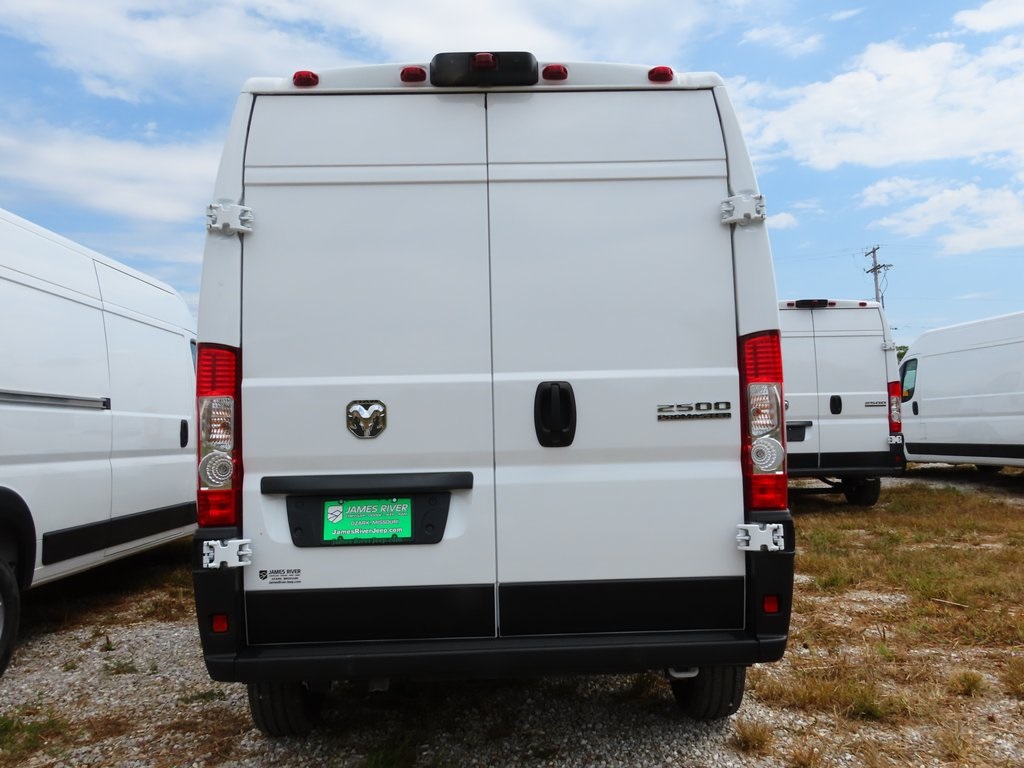 2025 Ram ProMaster 2500 photo 7
