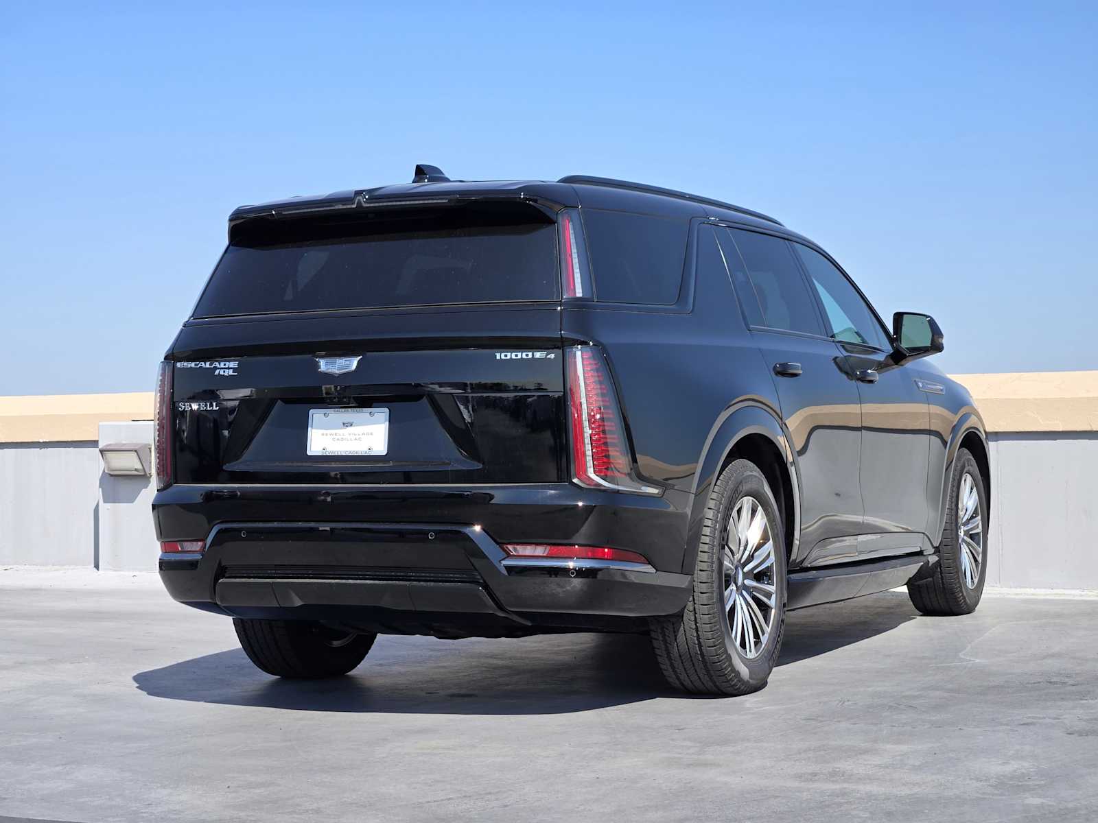 2026 Cadillac Escalade Sport photo 3