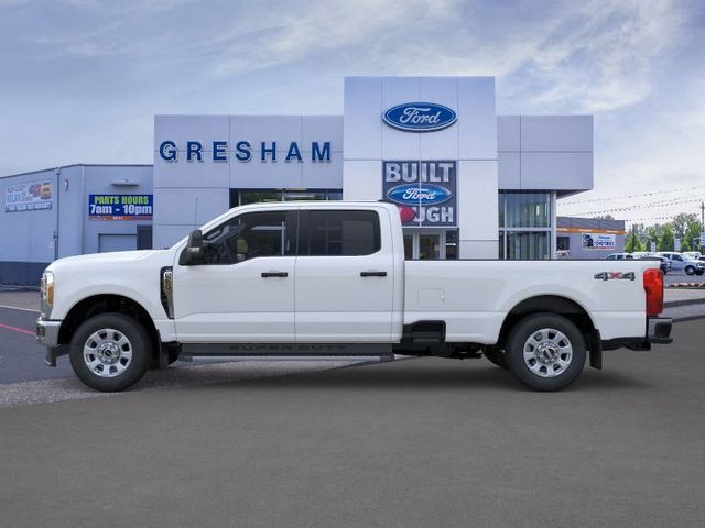 2025 Ford F-250 XLT photo 3