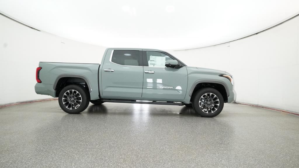 2025 Toyota Tundra Limited CrewMax photo 25