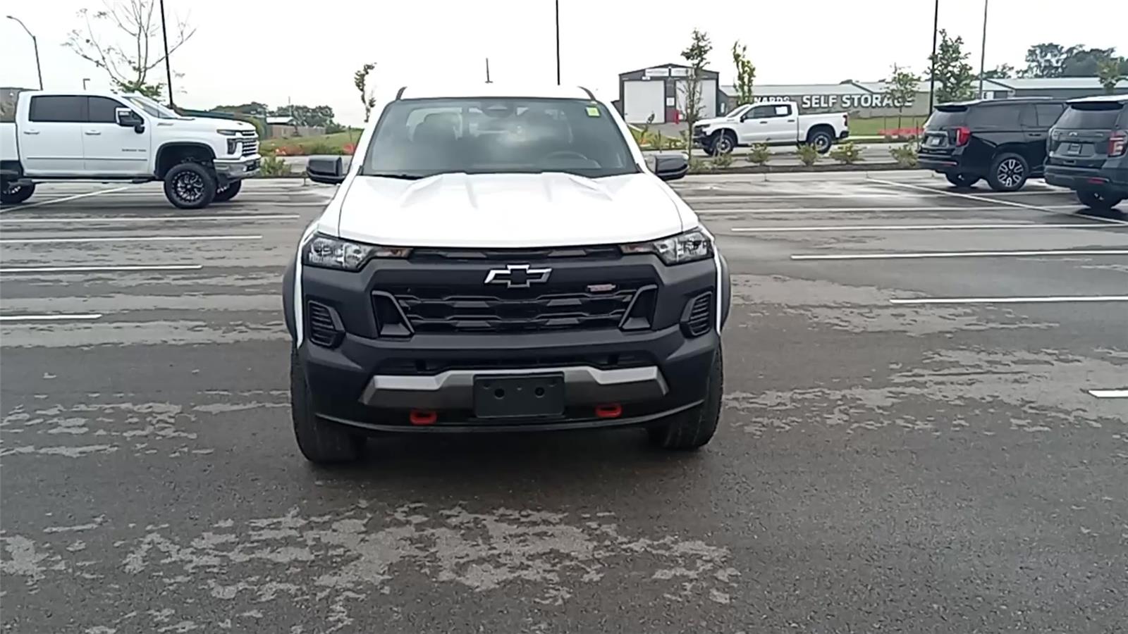 2026 Chevrolet Colorado Trail Boss photo 2