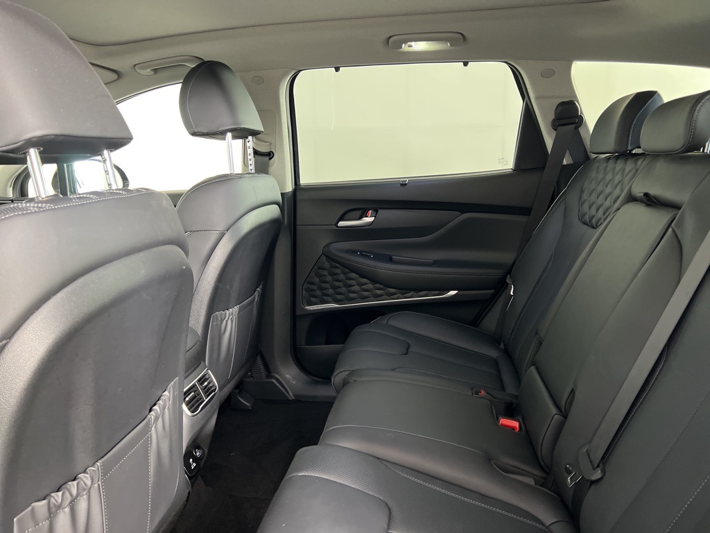 2022 Hyundai Santa Fe Plug-In Hybrid Limited photo 4